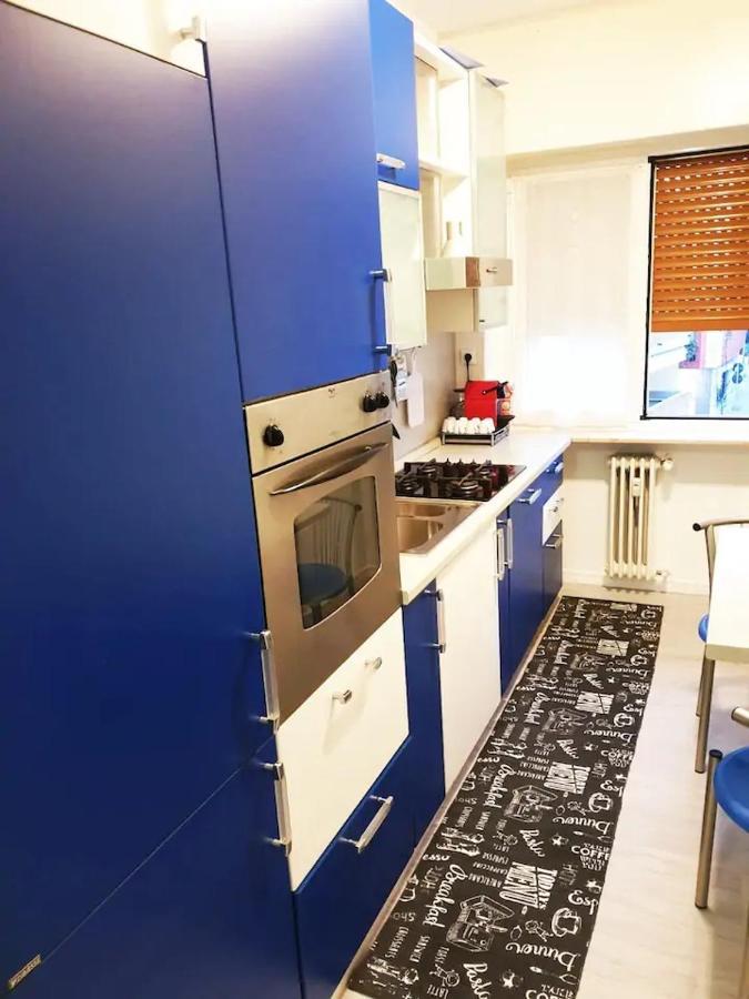 J&M House -Fronte Ospedale- Incluso Netflix E Disney Plus Udine Exterior photo